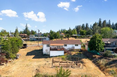 544 Douglas Ave, Grass Valley CA  95945-5044 exterior