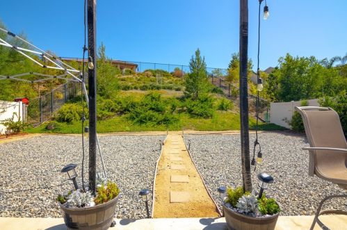 4167 Ladrillo St, Lake Elsinore CA  92530-2016 exterior