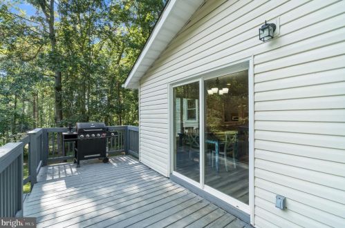 423 Stony Hill Rd, Fredericksburg VA  22406-4134 exterior