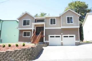 10719 47th Ave, Seattle, WA 98178-2008