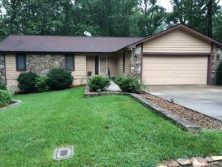 170 Anglewood Dr, Crossville, TN 38558-4016