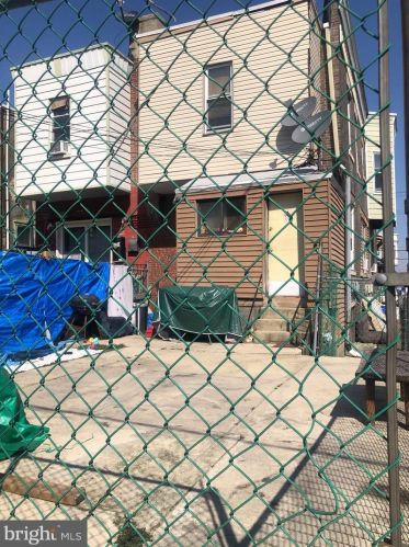 5900 Christian St, Philadelphia, PA 19143-3014