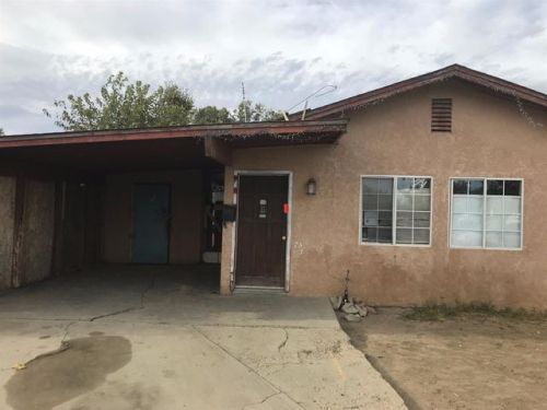 902 Rio Frio St, Mendota, CA 93640-2523