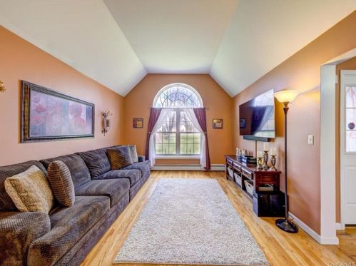 48 Amdurer Rd, Westtown NY  10998-3700 exterior