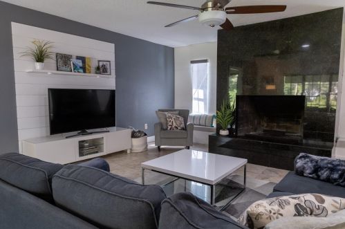 10709 Dixon Dr, Riverview FL  33579-7407 exterior
