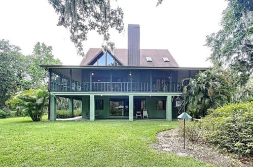 9220 Carr Rd, Riverview, FL 33569-5627