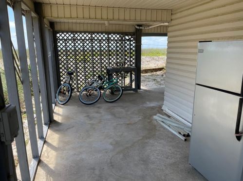 508 Gorrie Dr, Saint George Island FL  32328-2411 exterior