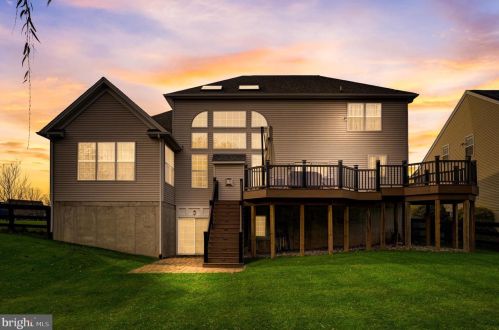 128 Claymont Dr, Collegeville, PA 19426-3663