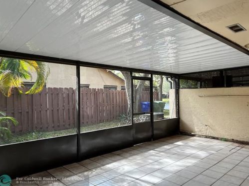 9600 16th Ct, Hollywood FL  33025-3688 exterior