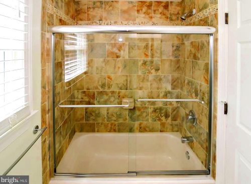 34 Twig Ln, Willingboro NJ  08046-3835 exterior