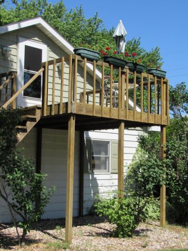 2527 10th St, Hobart IN  46342-5319 exterior