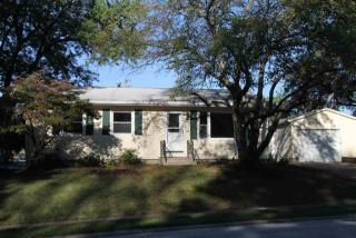 3406 Magnolia Ct, Panarama Park, IA 52722-2361