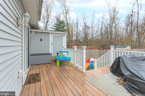 260 Cricklewood Cir, Lansdale PA  19446-1420 exterior