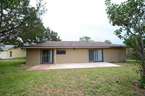 23 Farrington Ln, Palm Coast, FL 32137-8205