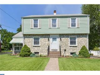 48 Burgess Ave, Yardley PA  19067-2016 exterior