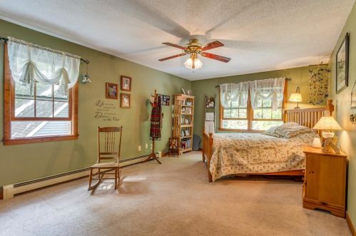 56 Fox Garrison Rd, Lee NH  03861-6338 exterior