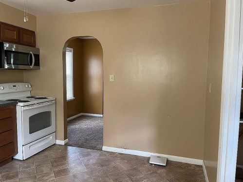 605 Grand Ave, Clinton County OH  45169-1024 exterior