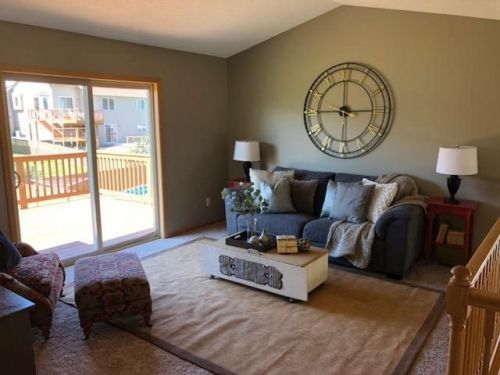 11 Nicholas Way, Hudson, WI 54016-7799