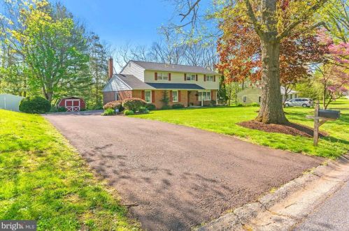 2416 Welsh Dr, Pottstown, PA 19464-2644