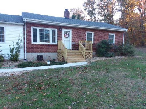 23 Gough Rd, Rustburg, VA 24588-2578