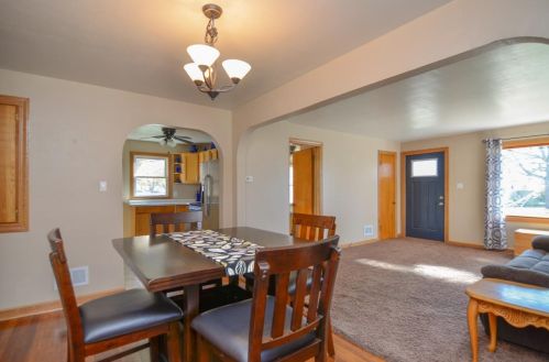 1663 Mason Way, Green Bay WI  54302-2721 exterior
