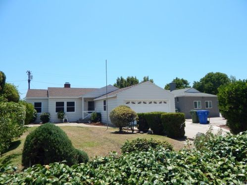 14728 Marlin Pl, Van Nuys, CA 91405-3854