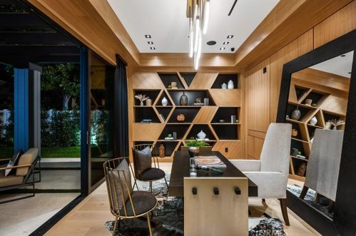 4508 Haskell Ave, Van Nuys CA  91436-3148 exterior