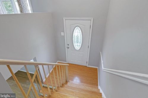 5709 Noland Rd, Woodbridge VA  22193-4110 exterior