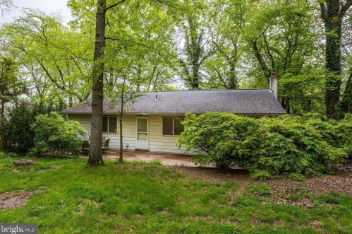 641 Dreshertown Rd, Dresher PA  19025 exterior