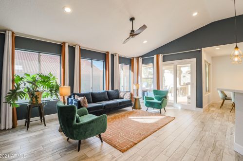 1551 Corona Dr, Chandler, AZ 85224-8557
