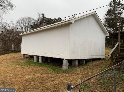 1402 Elizabeth Dr, Fredericksburg, VA 22405-1412