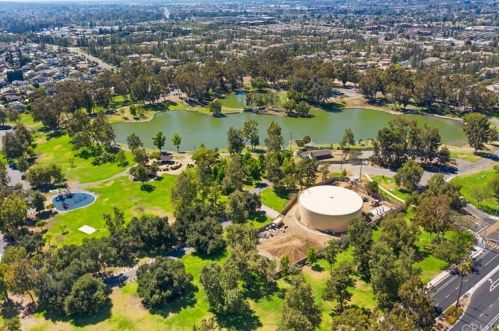 325 Chinook Dr, Placentia CA  92870-1417 exterior