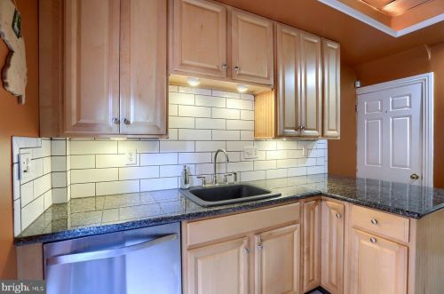 429 Boas St, Harrisburg PA 17103-1604 exterior