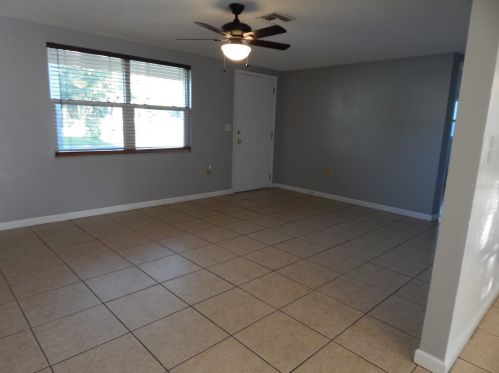 5242 Madison St, New Port Richey FL  34652-4307 exterior