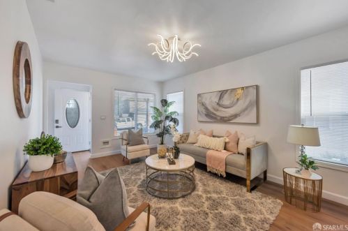 1244 106th Ave, Oakland CA  94603-3814 exterior