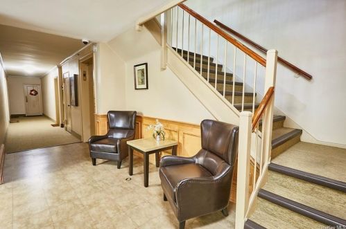 50 White Oak St, New Rochelle NY  10801-1700 exterior