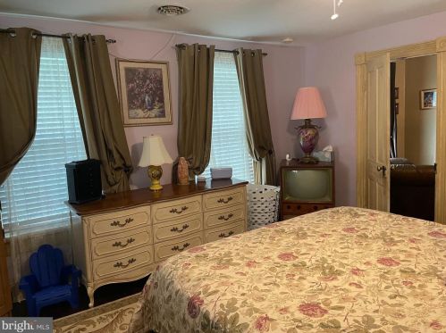 3756 Withers Larue Rd, Charles Town WV  25414-5425 exterior