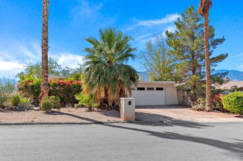 66845 San Ardo Rd, Desert Hot Springs, CA 92240-2737