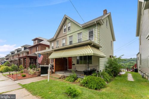 2005 Northampton St, Easton, PA 18042-3139