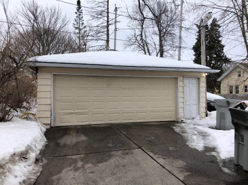 7417 Burleigh St, Milwaukee WI 53210-1029 exterior