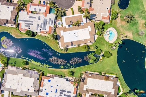 5 Reed Ct, Rancho Mirage CA  92270-3712 exterior