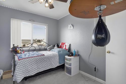 1743 Fairhaven Ct, Oakley CA  94561-3069 exterior