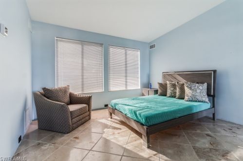 4150 Dingman Dr, Sanibel FL 33957-5107 exterior