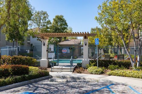 96 Seacountry Ln, Trabuco Canyon CA  92688-5524 exterior