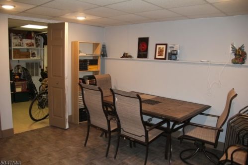 17 Rutgers Ave, West Milford Lakes NJ  07480-3505 exterior