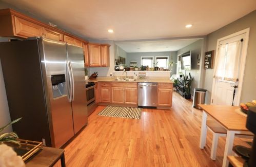22 Quobaug Ave, Oxford, MA 01540-2121