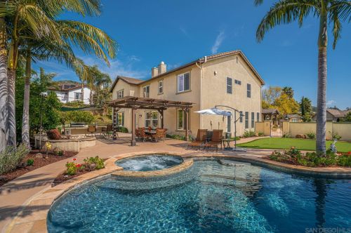 15231 Falcon Crest Ct, San Diego CA 92127-3702 exterior