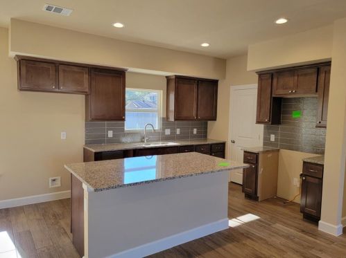 1430 Ladelle St, Dinsmore TX  77488-3428 exterior