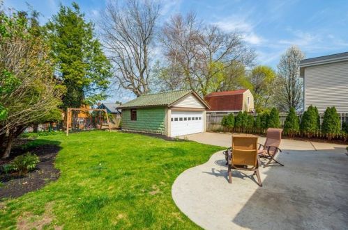 231 Hazel Dr, Pittsburgh, PA 15228-2149