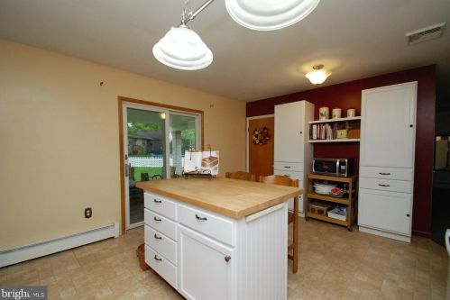 730 Nicholson Ave, Douglassville PA  19518-1569 exterior